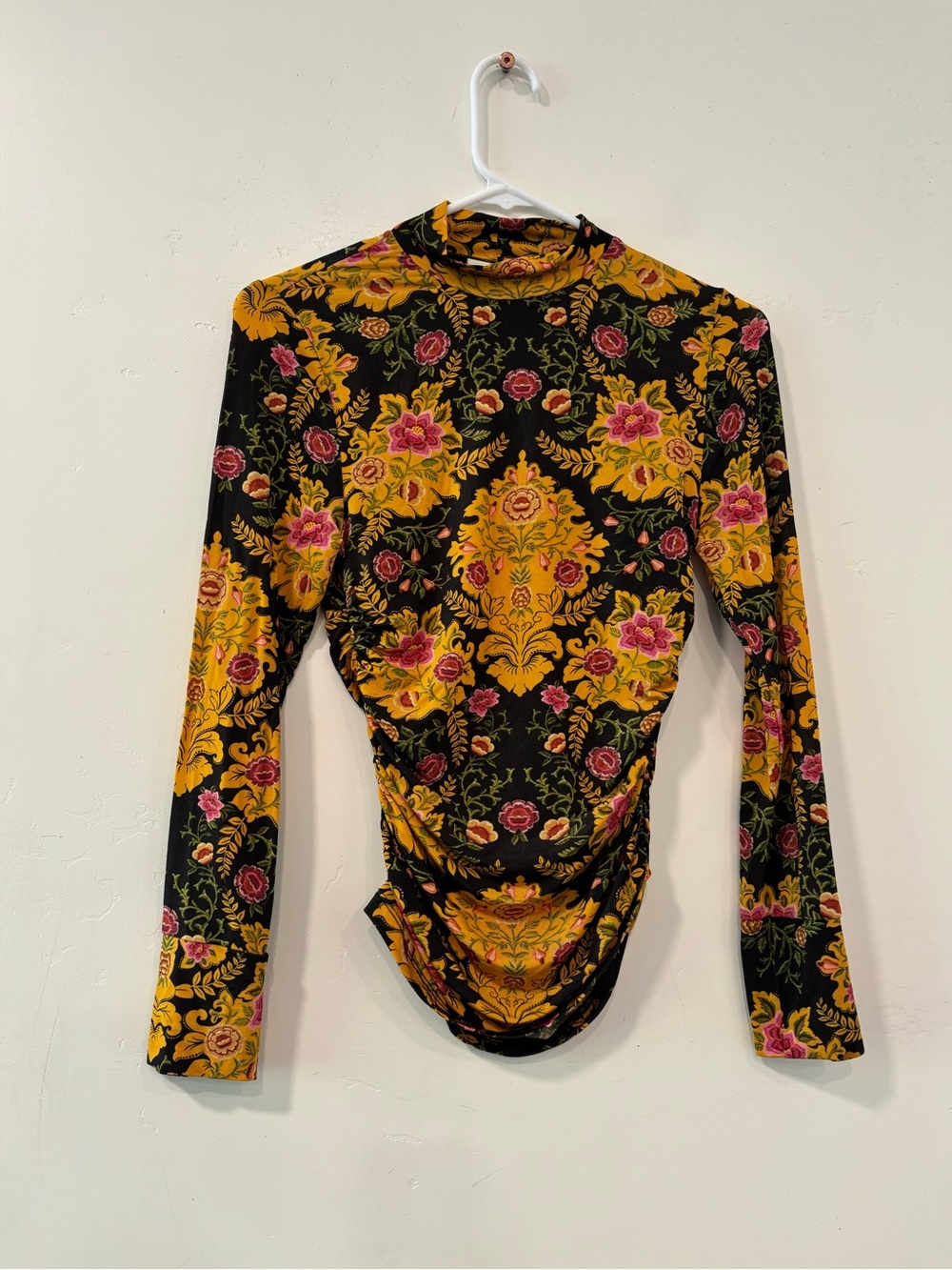FARM RIO Black Arabesque Floral Jersey Blouse Women Size XS